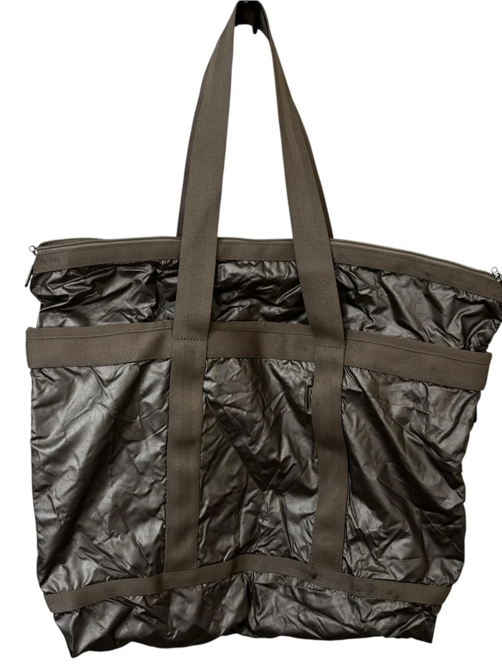 Lesportsac Pearl Lightning Shimmer Tote in Pearl